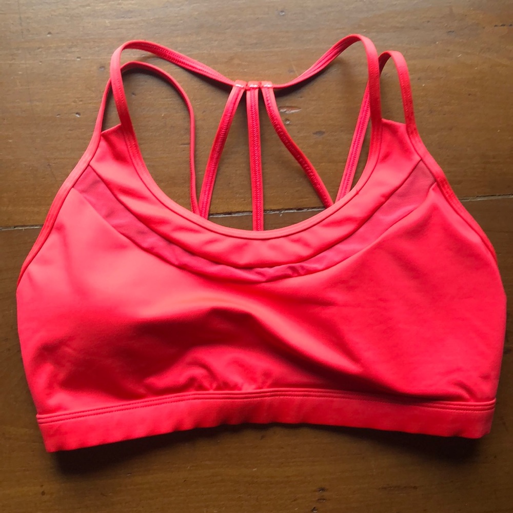 EUC Strappy Victoria’s Secret sports bra, L, red.